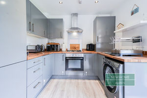 Photo 21- click for photo gallery